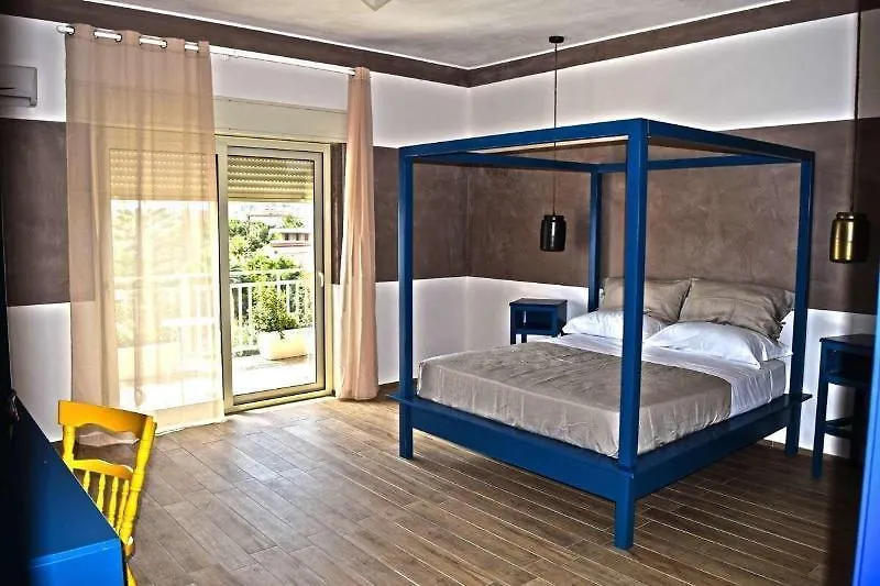 Bella Villa San Leone 3*,  Italy